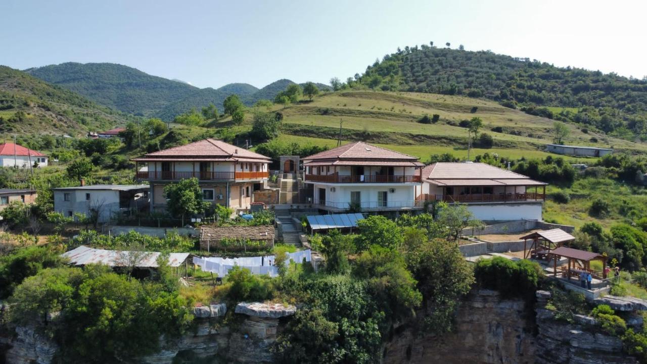 Guest House Bracaj Corovode Exterior foto