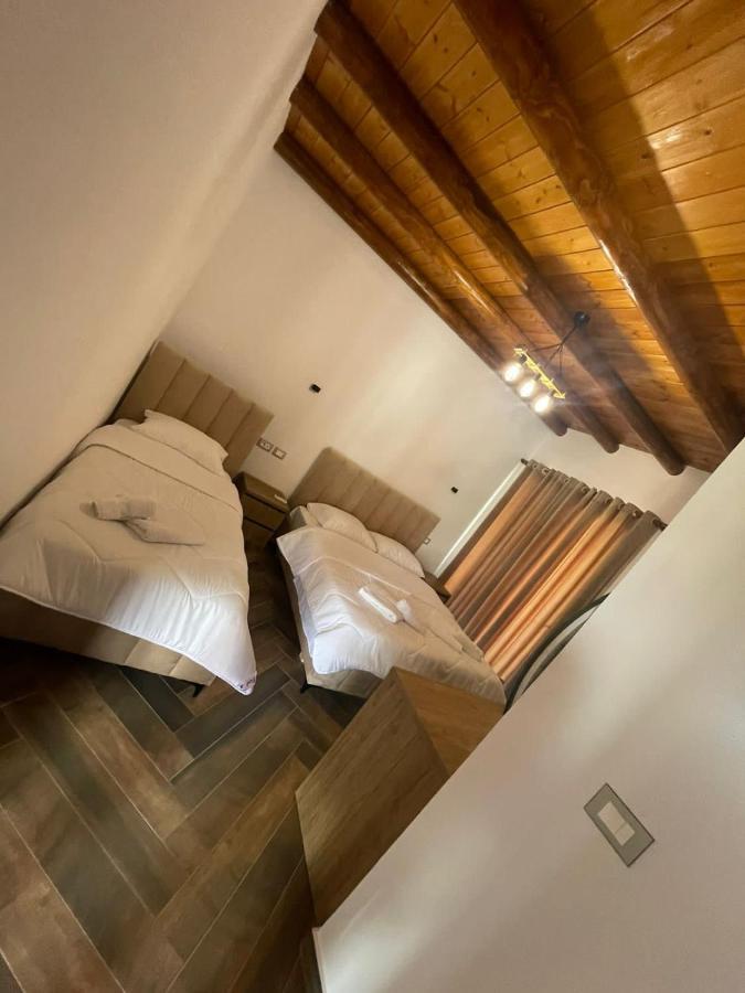 Guest House Bracaj Corovode Exterior foto