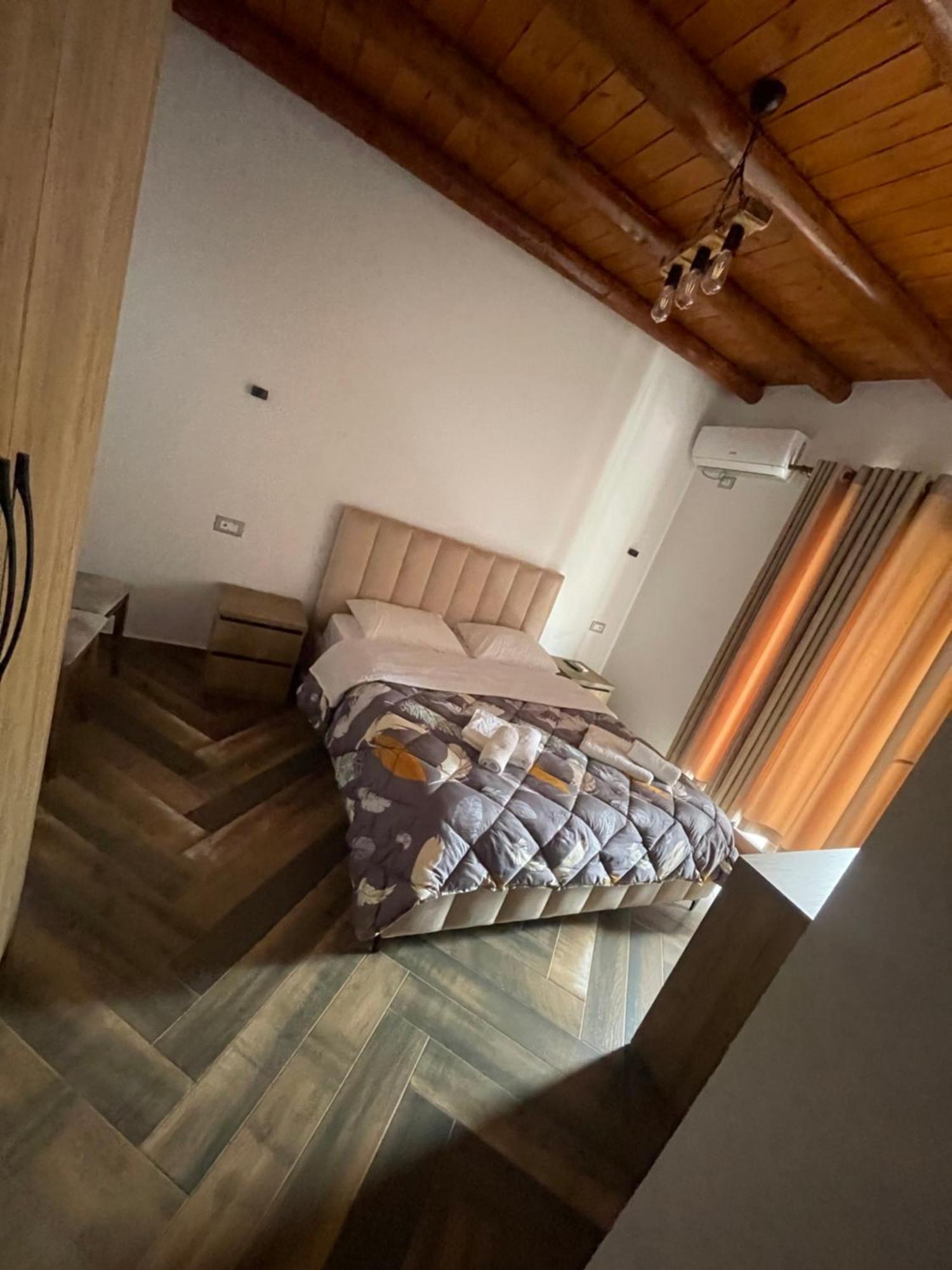 Guest House Bracaj Corovode Exterior foto